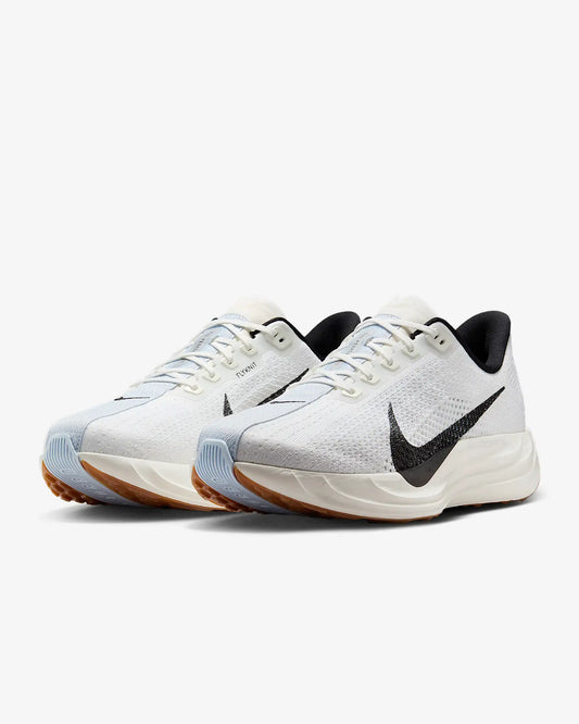 Nike Pegasus Plus